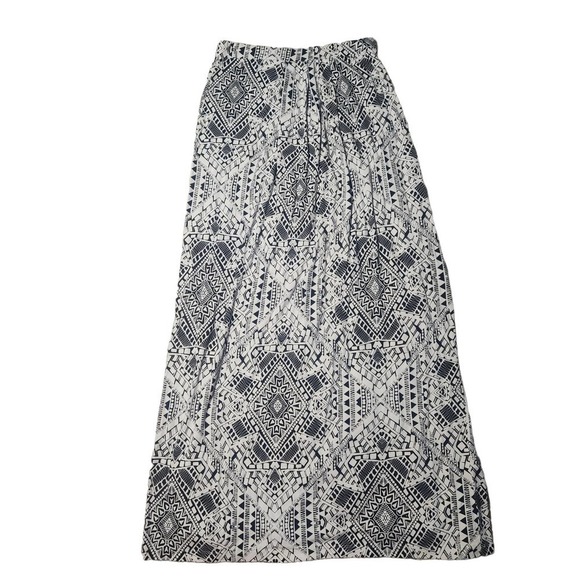 Cynthia Rowley Dresses & Skirts - Cynthia Rowley Black and White Tribal Maxi‎ Skirt Size Small